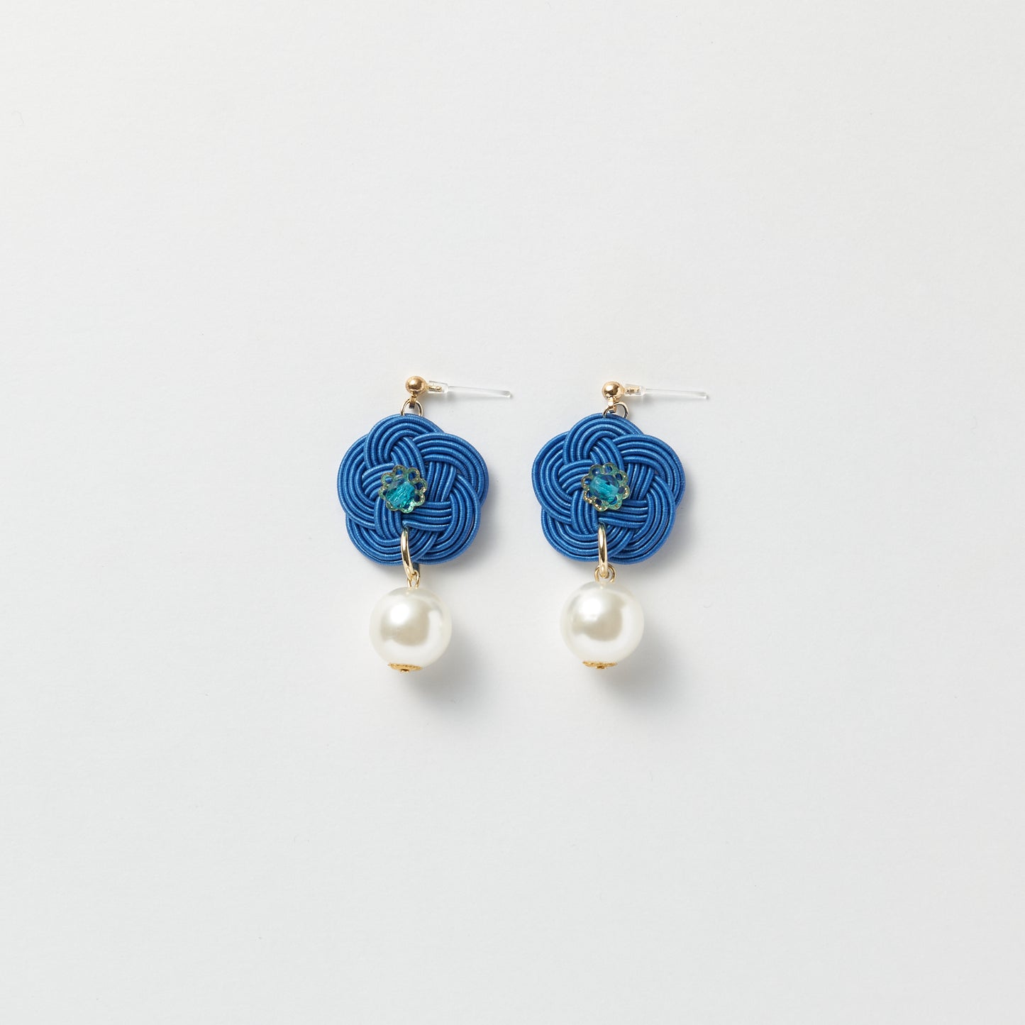 Handcrafted Mizuhiki Pearl Bloom Earrings