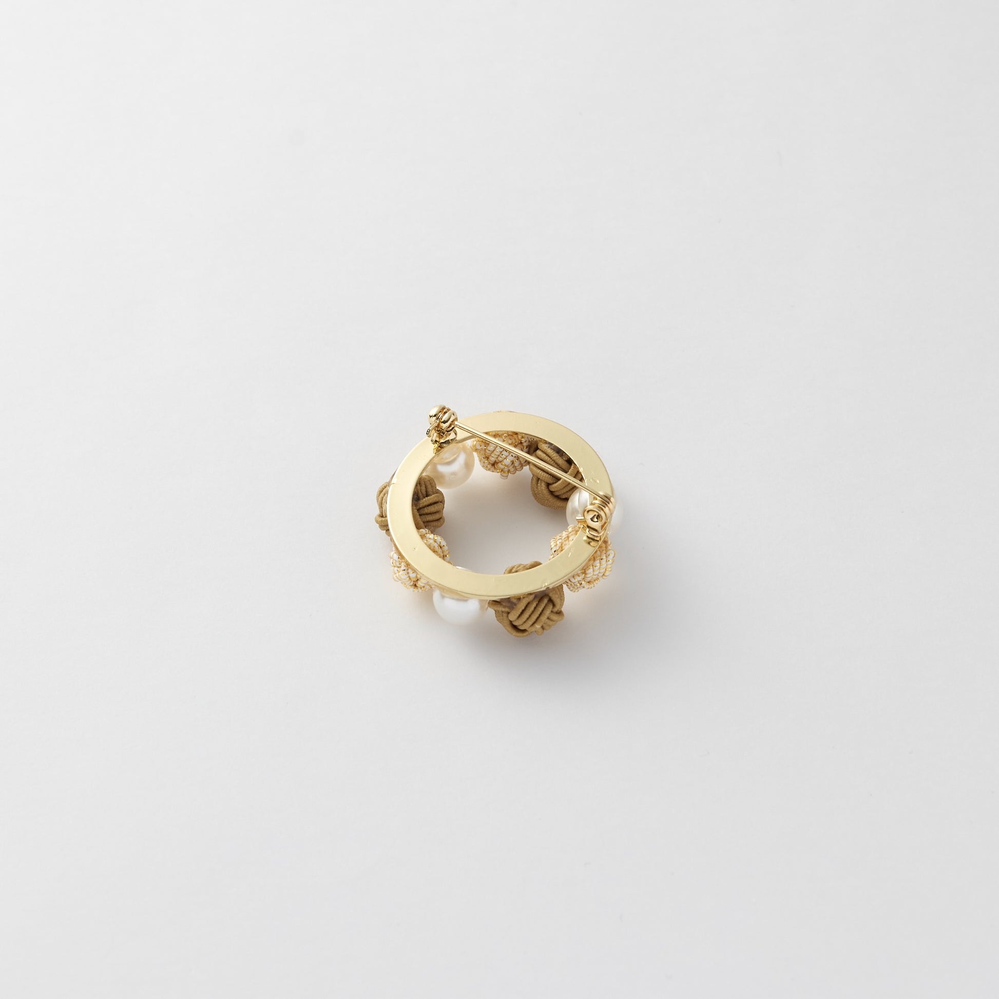 Back of the mizuhiku pearl brooch