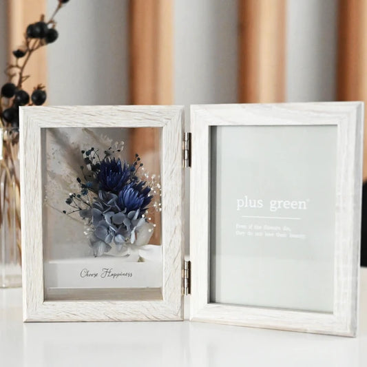 Photo Frame with Dried Bouquet