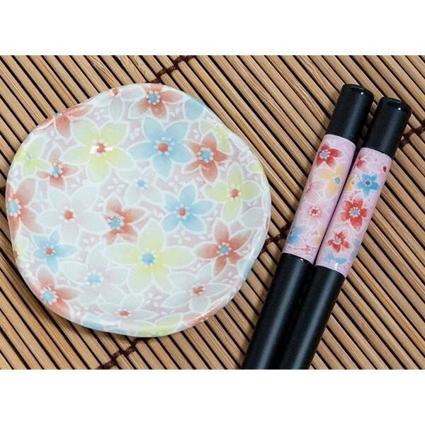 Wakasa Lacquered Chopsticks & Mino Ware Small Plate Set