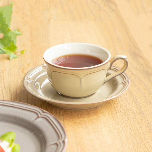 Classic Tea Cup & Saucer Set