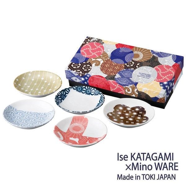 Ise Katagami Mino ware 5-piece small plate set presented in elegant Japanese gift box.