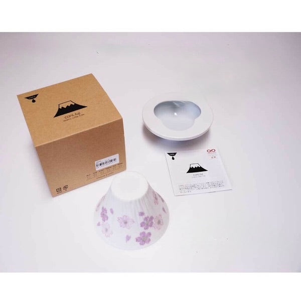 Set contents with filter, server, and saucer with packaging