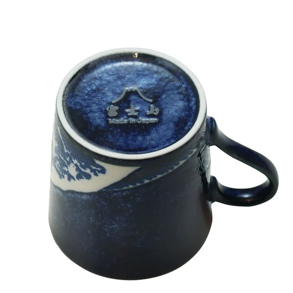 Bottom view of The Great Wave off Kanagawa mug showing base detail