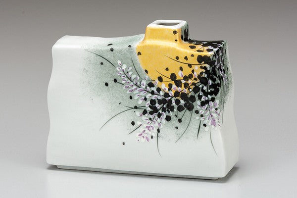 Japanese Kutani ware vase with hand-painted floral design and gold accents