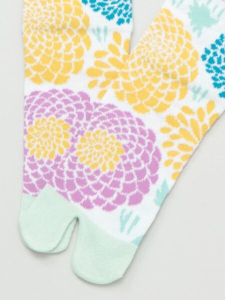 Floral Bloom 3D Tabi Socks