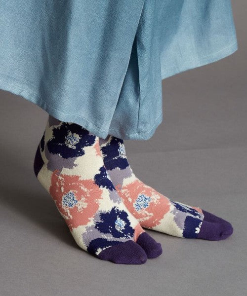 Floral Bloom 3D Tabi Socks