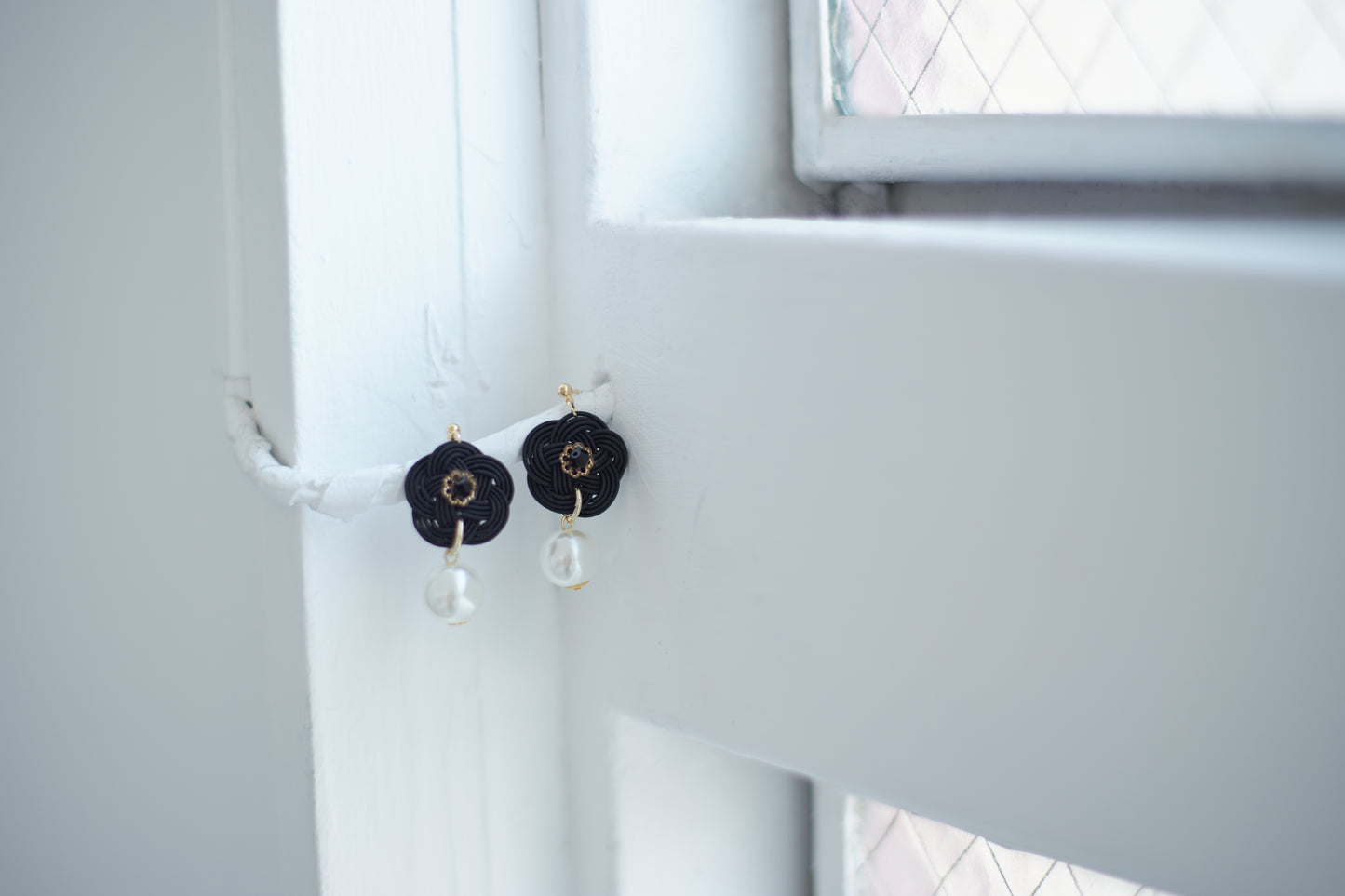 Handcrafted Mizuhiki Pearl Bloom Earrings